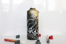 Lade das Bild in den Galerie-Viewer, "SPRÜHDOSENETUI MEISE"