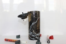 Lade das Bild in den Galerie-Viewer, "SPRÜHDOSENETUI MEISE"