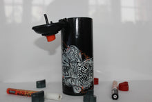 Lade das Bild in den Galerie-Viewer, "SPRÜHDOSENETUI MEISE"